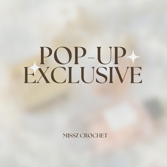 Baroque Pearl Necklace with Micro-crochet Floret