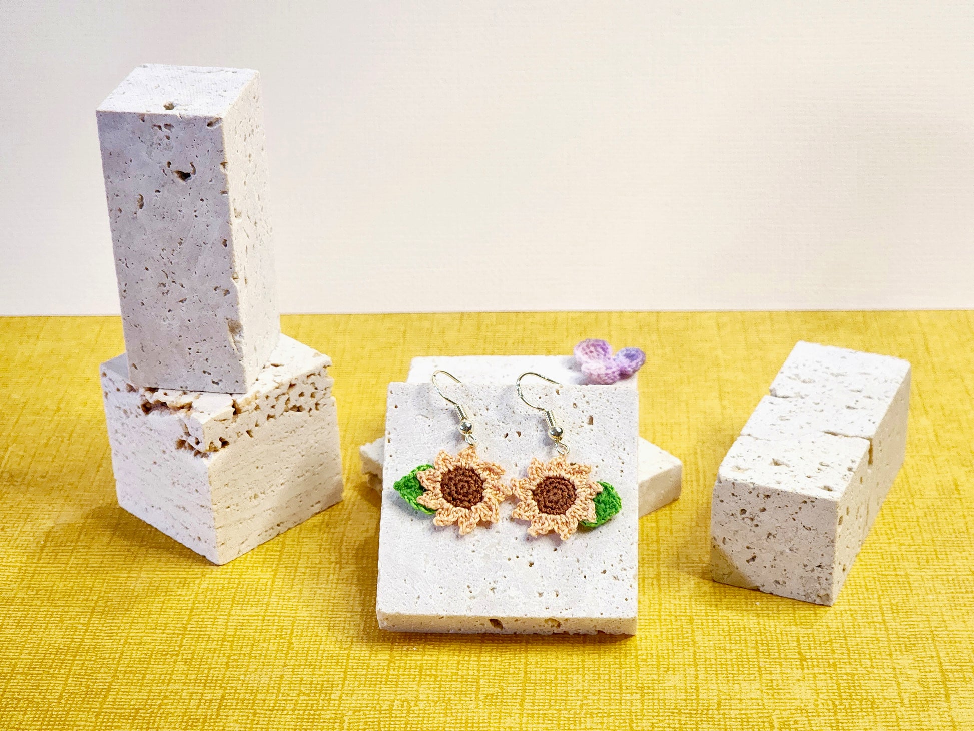 A pair of Sunflower with leaves Micro-crochet Drop Earrings