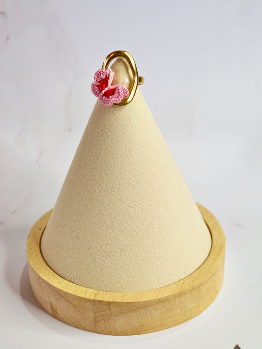 Micro-crochet Pink-Red Butterfly Ring
