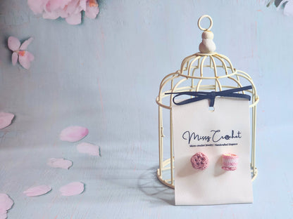 Handcrafted micro-crochet earrings featuring a mooncake & jasmine tea. 18K gold-plated ear hooks. 
