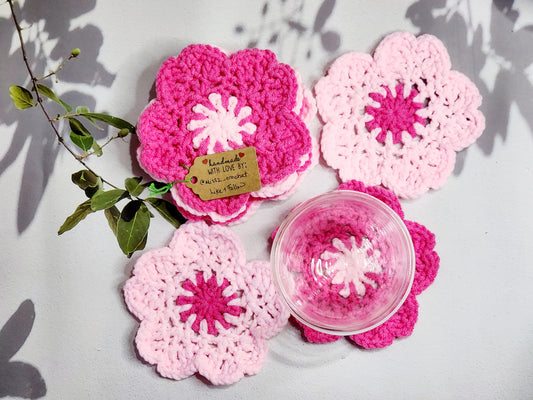 Set of 4 Sakura crochet coasters in two pink tones 