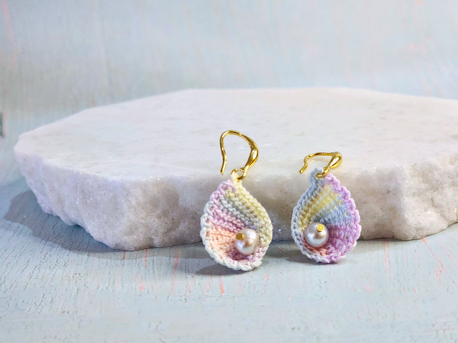 Handcrafted micro-crochet ombre scallop earrings with 5-5.5mm smoke grey baroque pearls on 18K gold-plated hooks